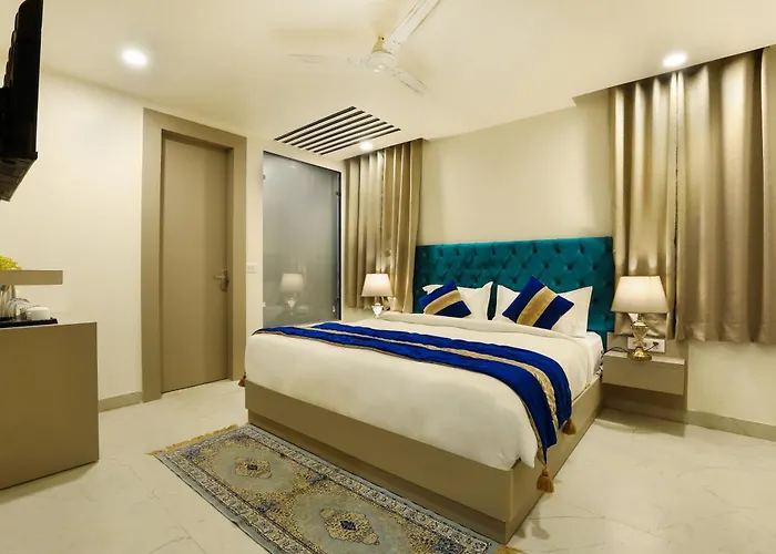 Hotel White & Blue Delhi Airport New Delhi
